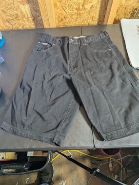 Men's Black Jean Shorts with Relaxed Fit